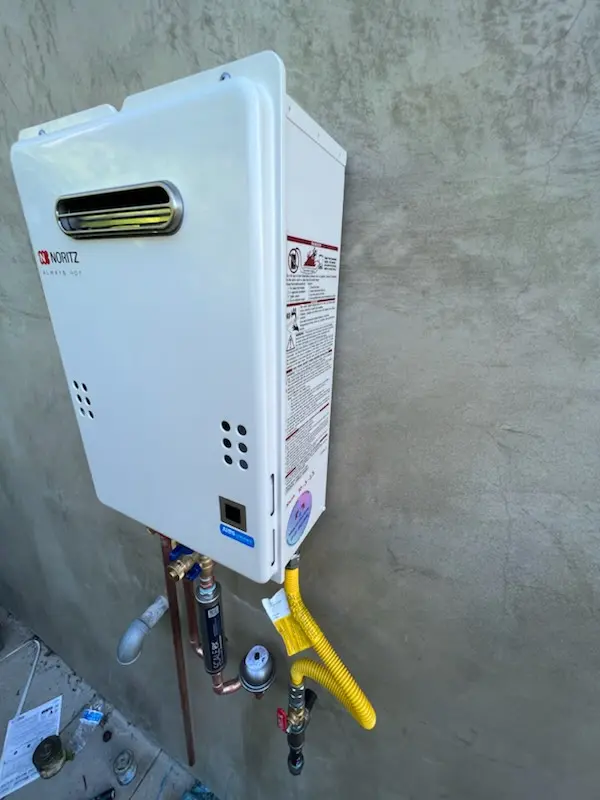 Tankless water heater installation for Rockport homes